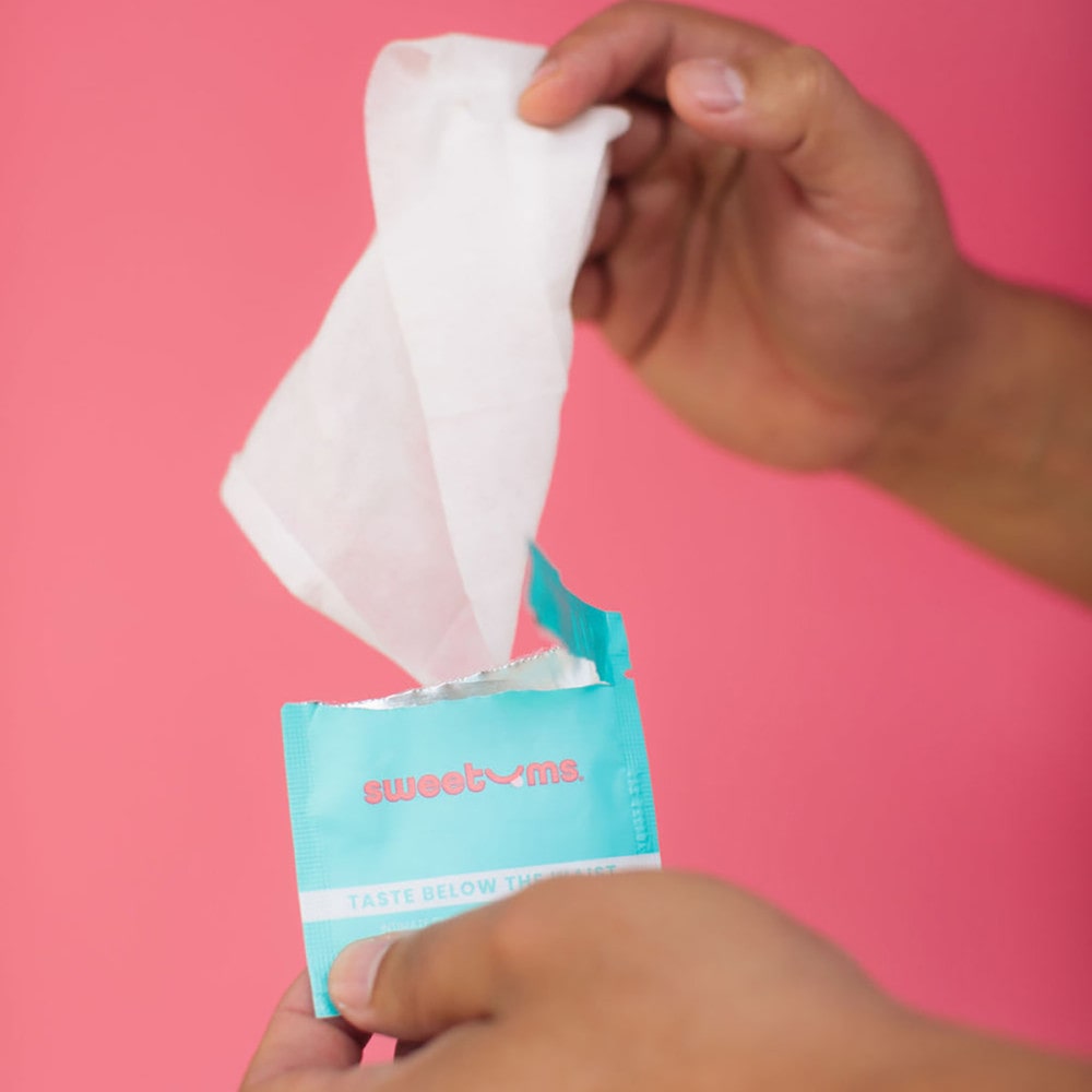 Sweetums Intimate Wipes CinnamonBun Flavor | Melody's Room