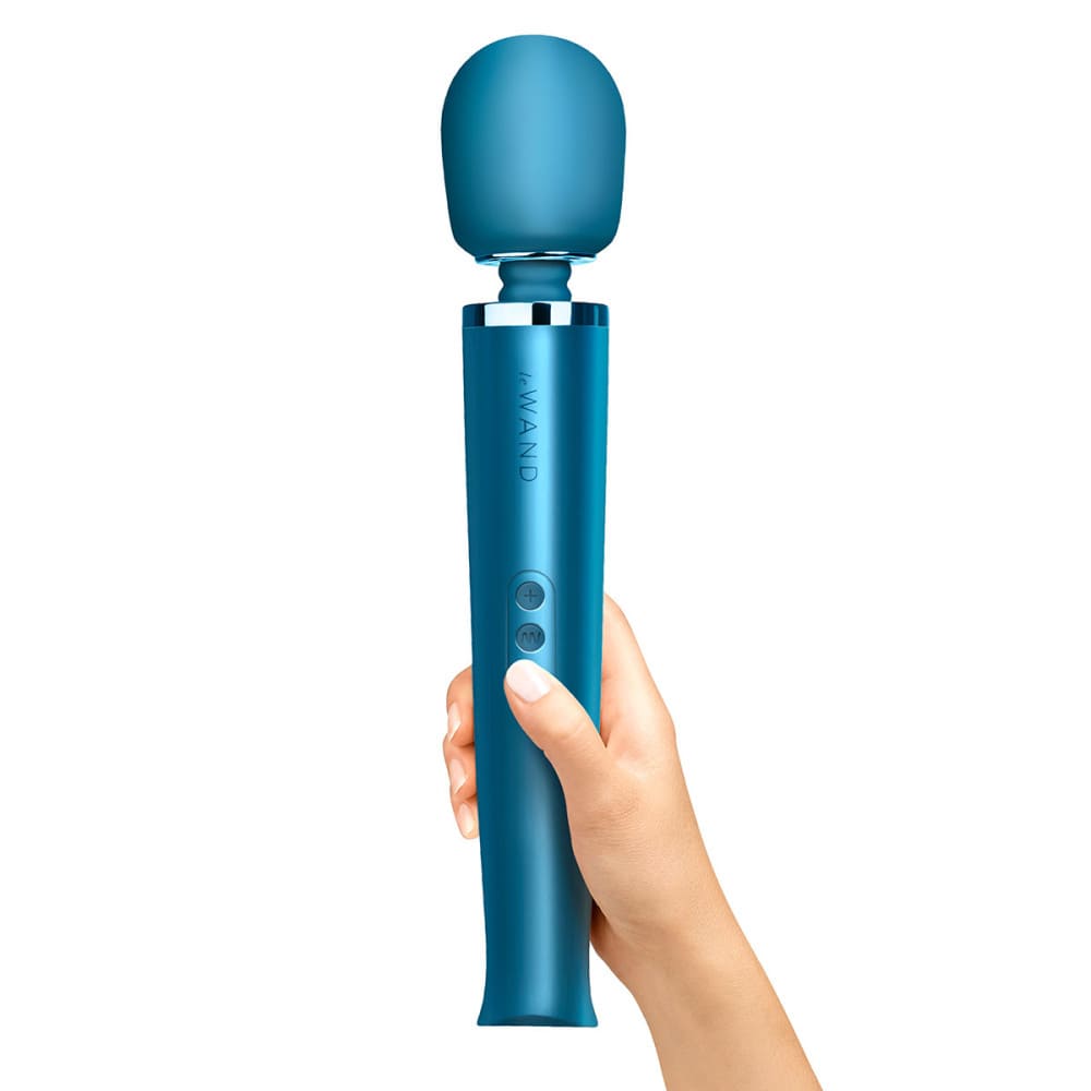 Le Wand Massager Vibrating & Rechargeable | Melody's Room